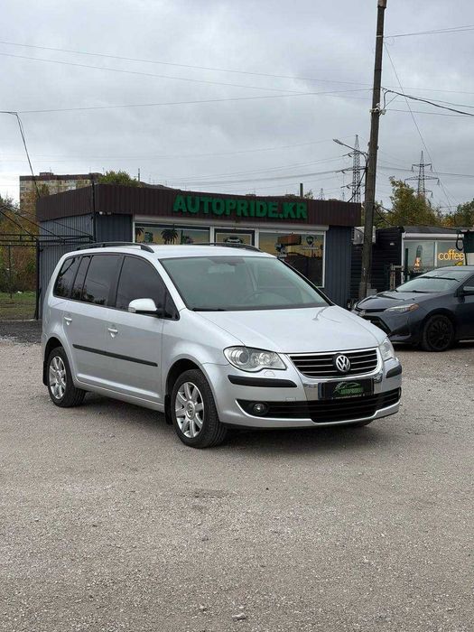 Volkswagen Touran 2.0 дизель авт. 2007 рік (Перший внесок від 20%