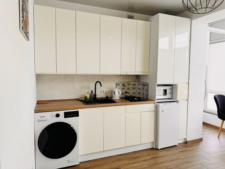 Подобова оренда сучасної квартири ЖК Височана