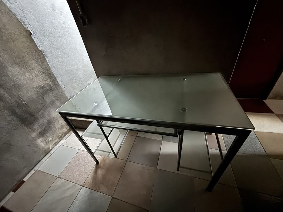 Secretaria de vidro