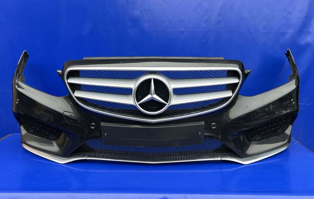 Zderzak AMG przód przedni kompletny PDC OE Mercedes W212 Lift kolor C197