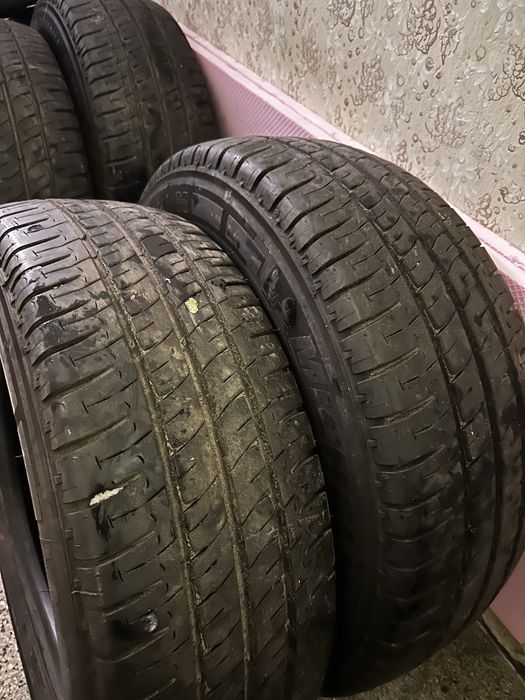 Шини 235/65/R16C Michelin Agilis