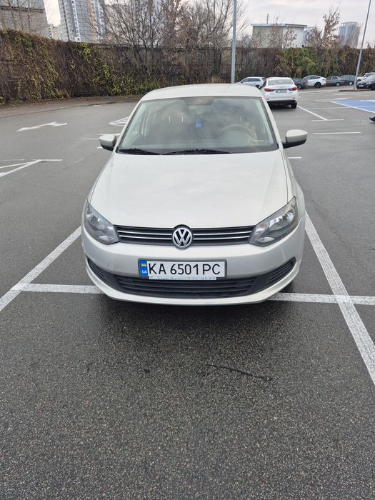 Продам Volkswagen Polo Sedan 2011р. 1.6 MPI