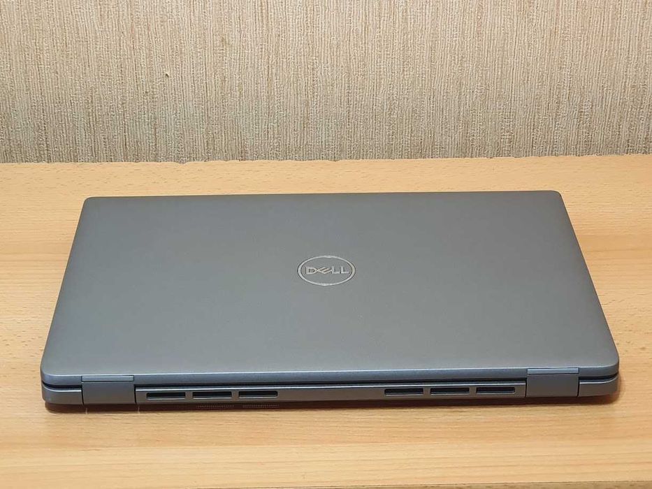 Ноутбук Dell Latitude 7340 Intel Core i5-1345U RAM16Gb Батарея 14годин
