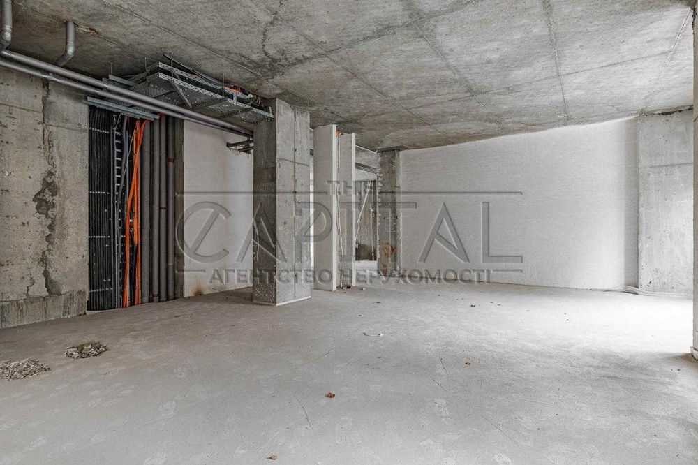Продаж/Торгівельна площа/Хмельницького Богдана/Центр/684m2/1 150 000 $/Київ