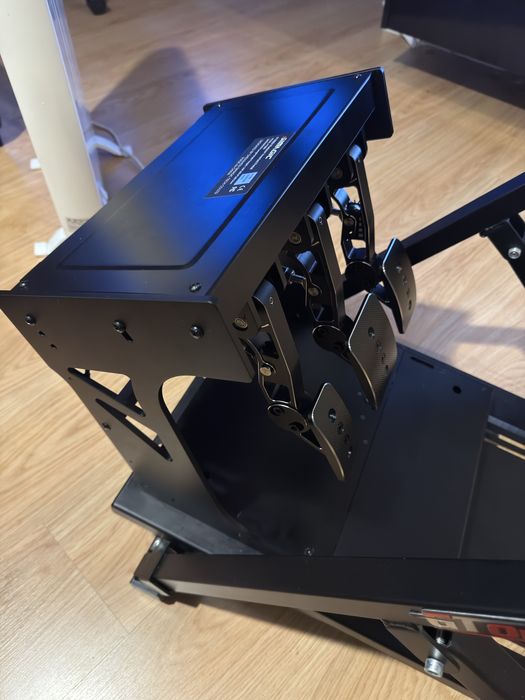 Pedais Simagic P1000i