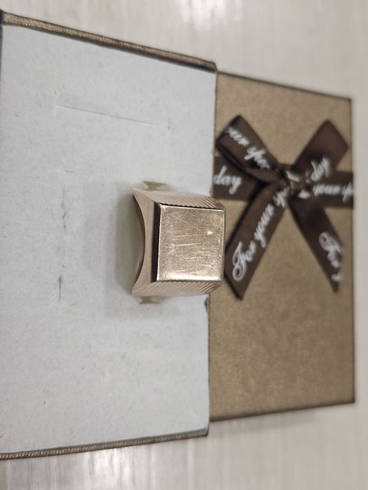 Złoty sygnet MĘSKI KWADRAT BEZ oczek PR 585