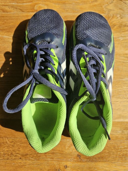 Adidasy Hummel. Buty halowe