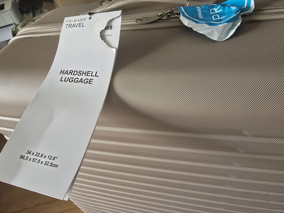 Travel leggage primark  / American tourister
