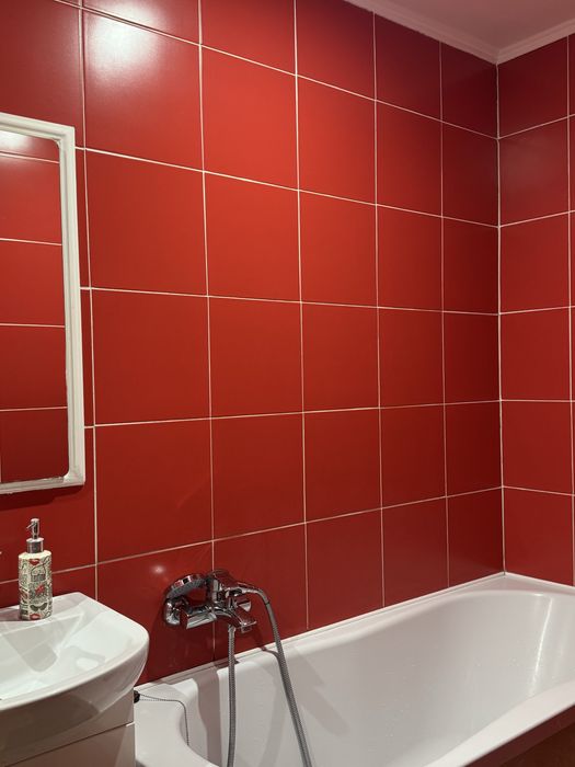 Світло 24/7. Будинок центр на 2-х з великим ліжком рн ХНУВС .