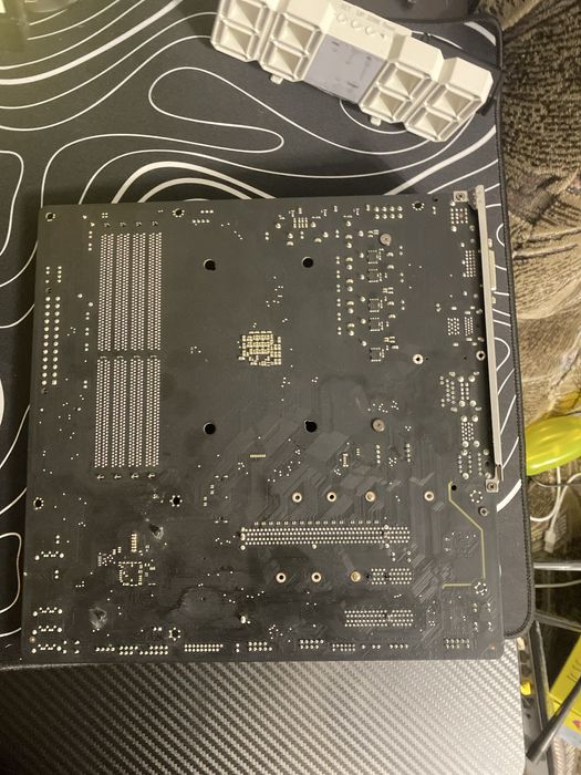 Материнська плата Gigabyte B550M AORUS ELITE