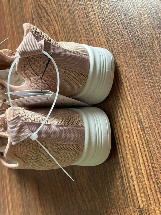 Cleve damskie buty sportowe nowe lekkie wygodne 38 różowe
