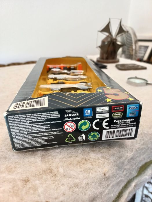 Coleção Maisto 5 miniaturas