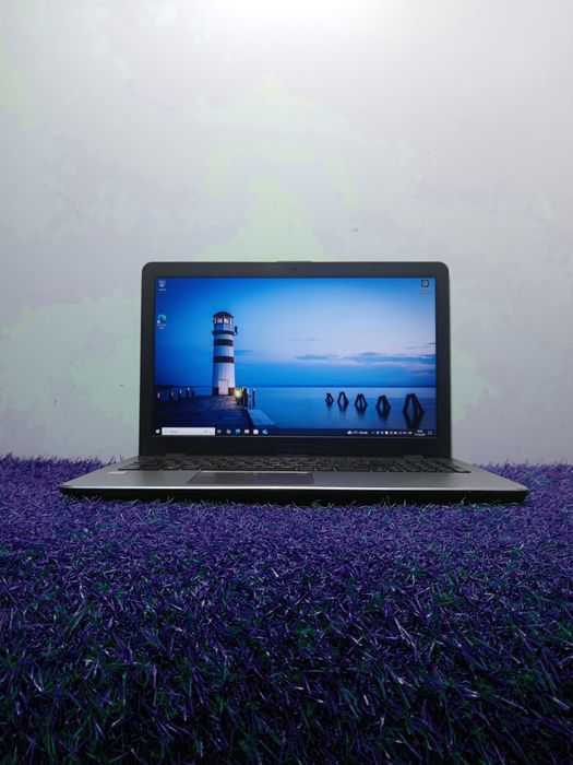 Ноутбук ASUS X542U