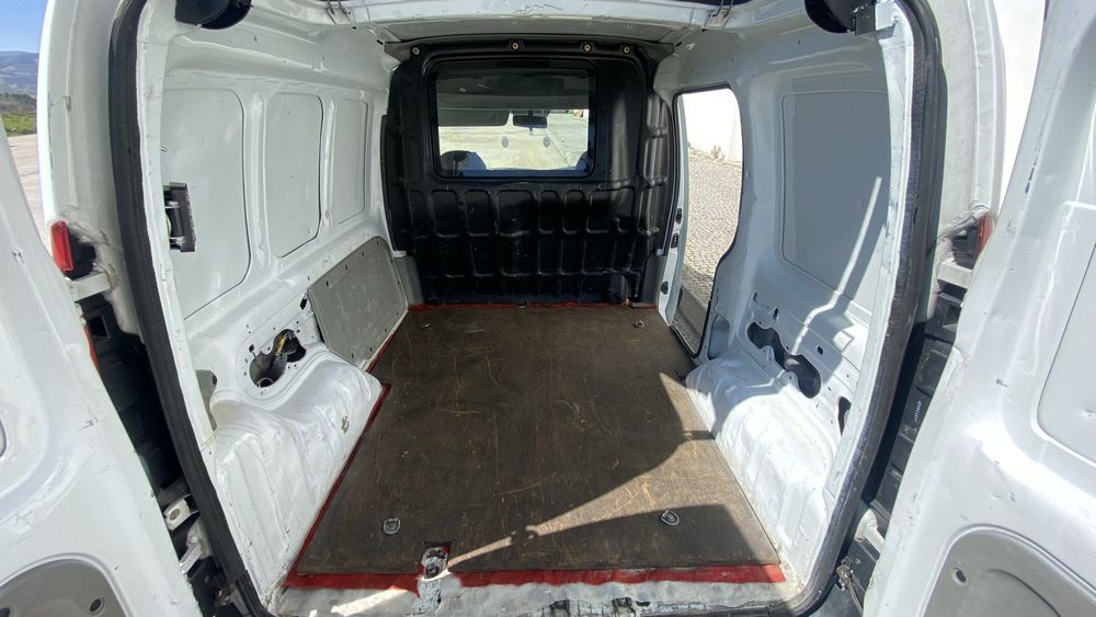 Kangoo 1.5 dci PRONTA A TRABALHAR-Muito material novo- Economica-4150€