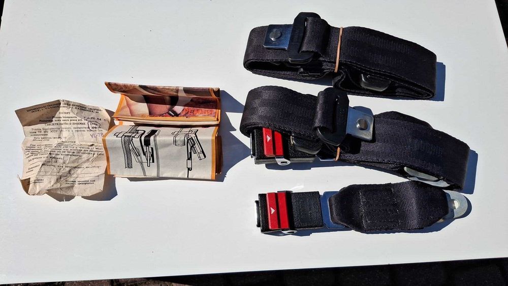 Wloty powietrza słupek Wołga GAZ 24