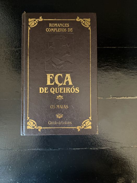 Vendo coleção de livros de Eça de Queirós