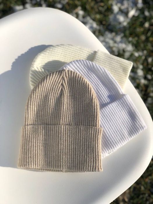 ШАПКА весна . Шапка демі. Шапка жіноча на флісі . Шапка зима