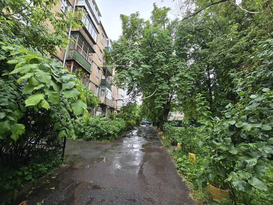 Продаж 2 кімн. квартири вулиця Антонова 35