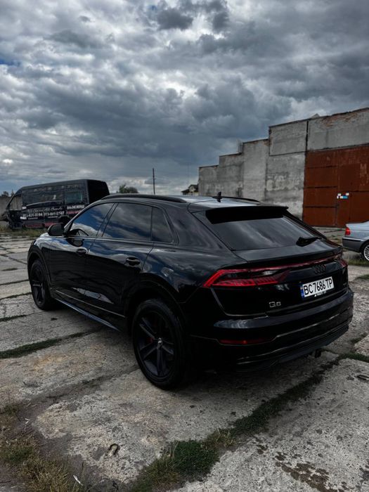 Audi Q8 Premium edition