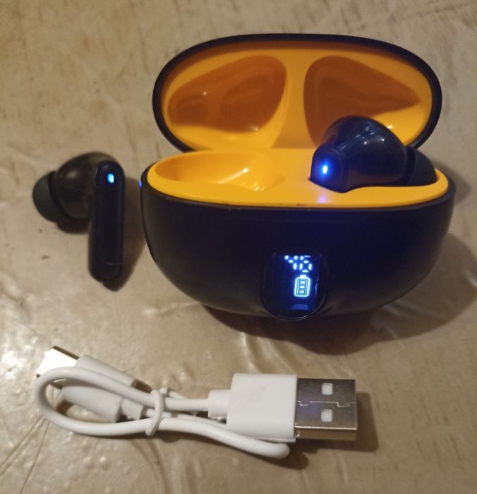 Беспроводные Bluetooth-наушники. С микрофоном.