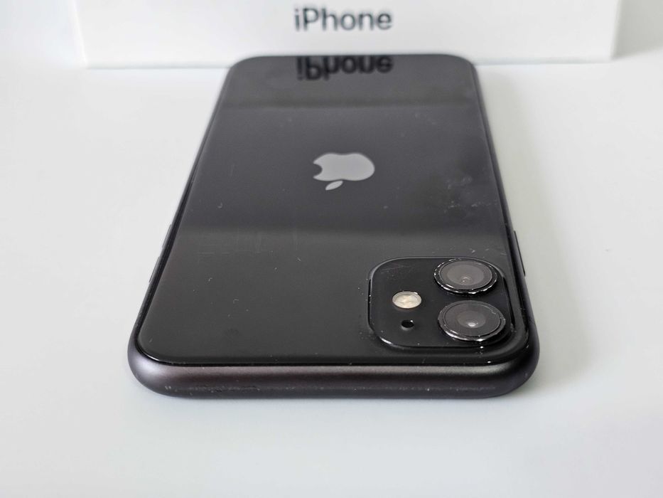 Iphone 11 128Gb.  Muito bom