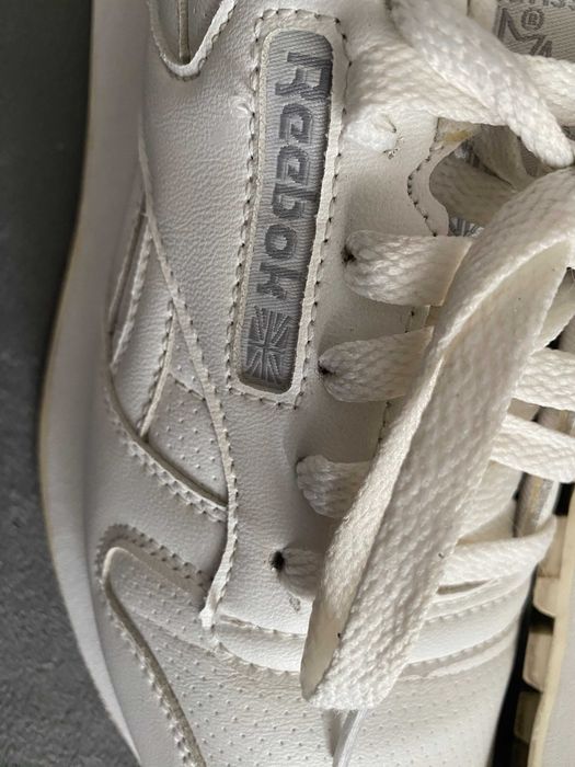 Reebok lekkie skórzane adidasy ozdobny tył 39