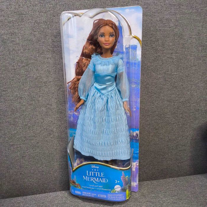 русалочка Арієль 28 см Mattel в голубій сукні