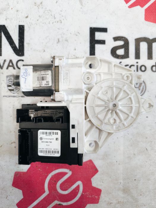 Motor Vidro Frente Esquerdo VW PASSAT B7
