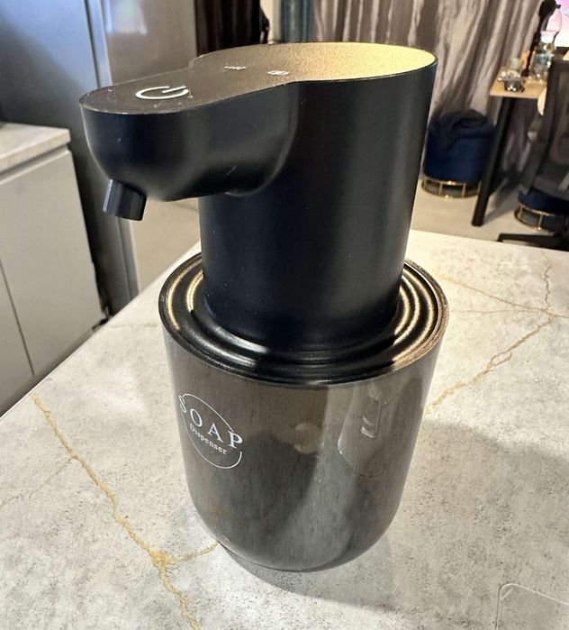 Automatyczny dozownik mydła/piany