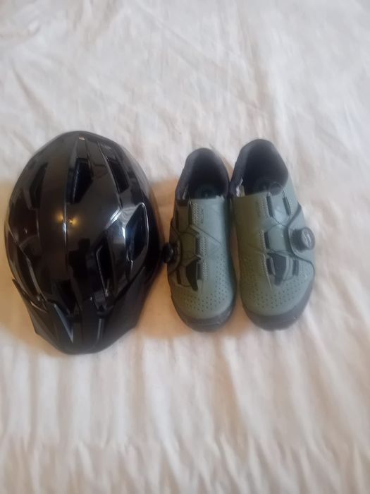 Sapatos Shimano BOA Tam. 38 + Capacete Rockrider | Como Novos