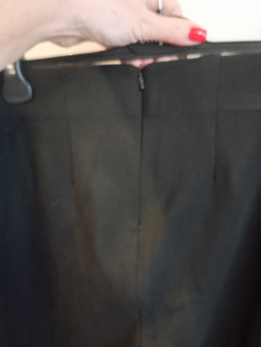 Шикарные узкие брюки от дорогого бренда, М, с бирками!