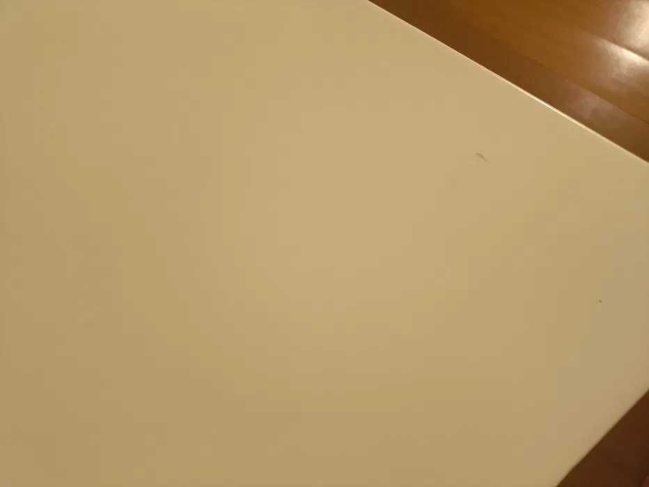 Quarto de casal em branco