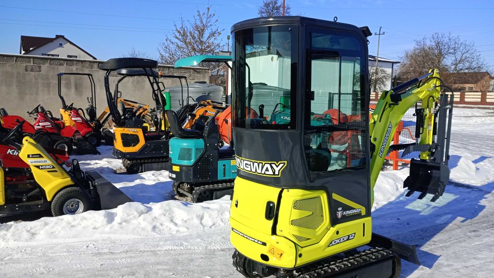 Minikoparka z kabina na yoistick , silnik KOOP