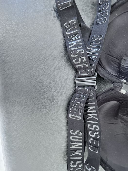 Biustonosz do stroju