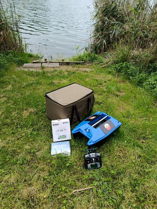 Łódka zanętowe warmuz fx2