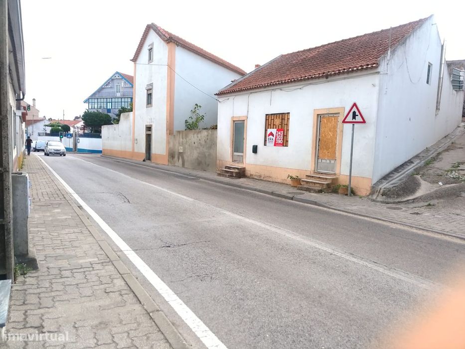 Loja para venda no Vale de Santarém