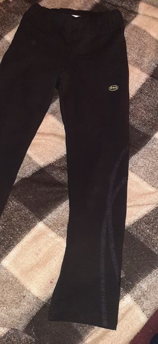 Спортивні штани розмір 150