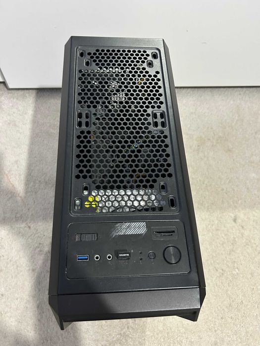 Komputer i5-10400F / GTX 1080 / SSD + HDD / Windows 10 Home + Monitor