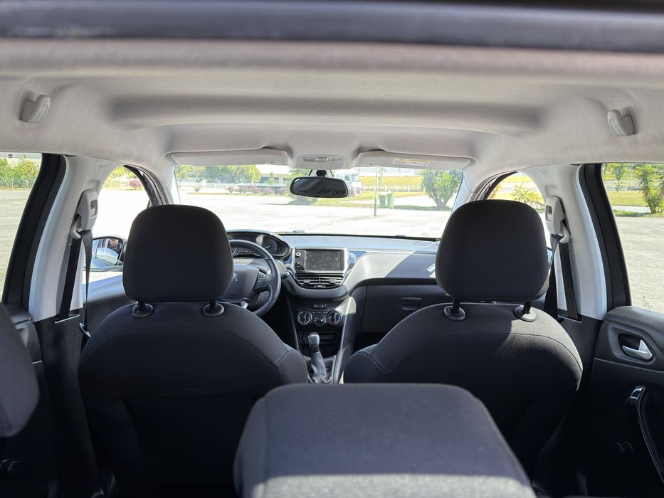 Peugeot 208 1.6 BlueHDI  style 2017