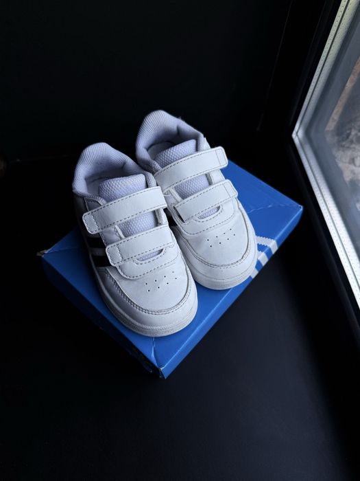 Кросівки Adidas оригінал