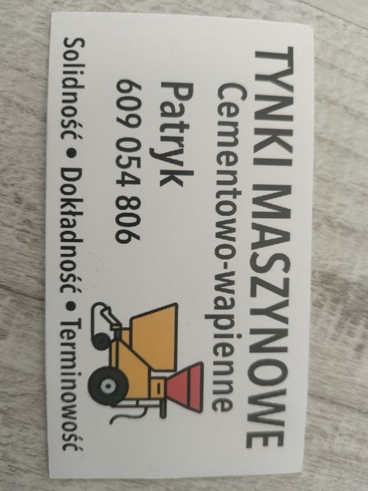 Tynki maszynowe cementowo wapienne