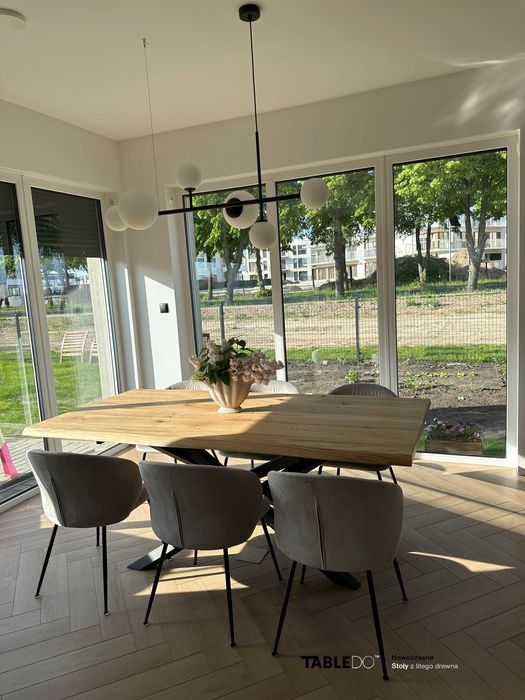 Stół dębowy z litego drewna rozkładany NATURALNA KRAWĘDŹ  Producent