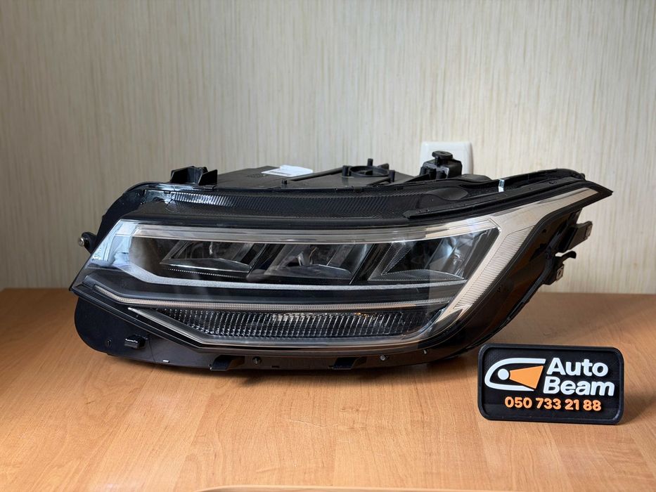 Фара Volkswagen Tiguan 2022-2024