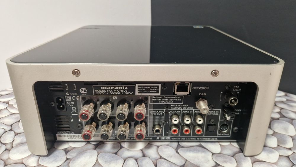 Marantz M-CR603 streamer/amplificador/leitor CD