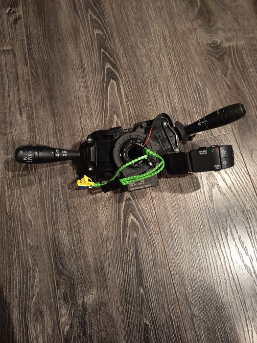 Renault Trafic III - przełącznik zespolony