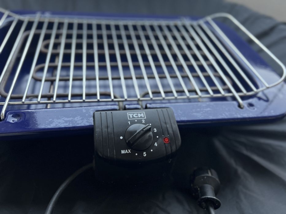 Sprzedam grill elektryczny balkonowy TCM 2000W