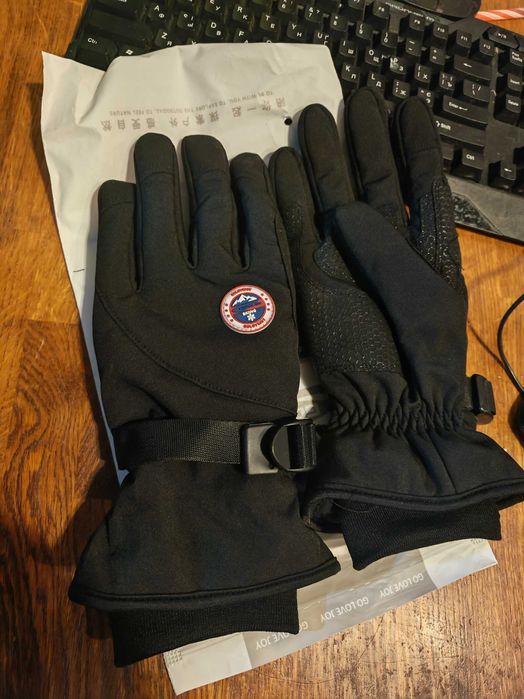 Зимние теплые перчатки размер L