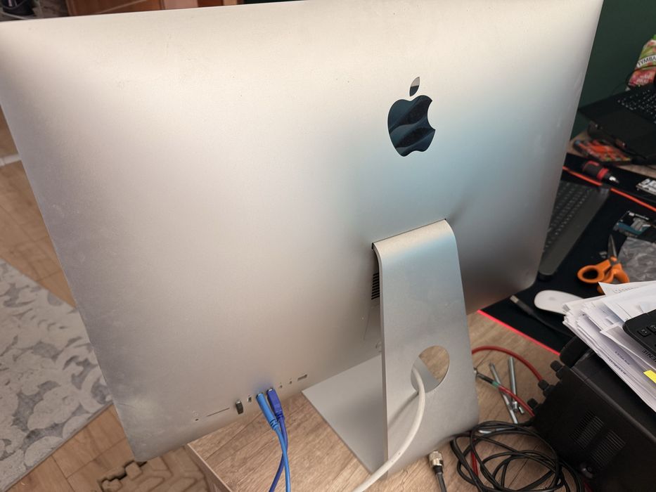 iMac 27 cali Retina 32GB ram 500GB SSD + 4TB hdd i7 4Ghz Radeon 4GB