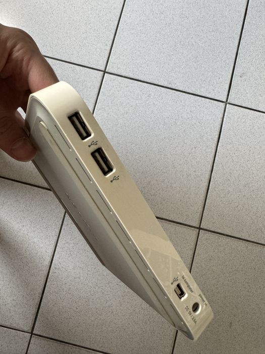 Hub splitter USB 2.0 Belkin Mac Mini 4 porty Zasilany