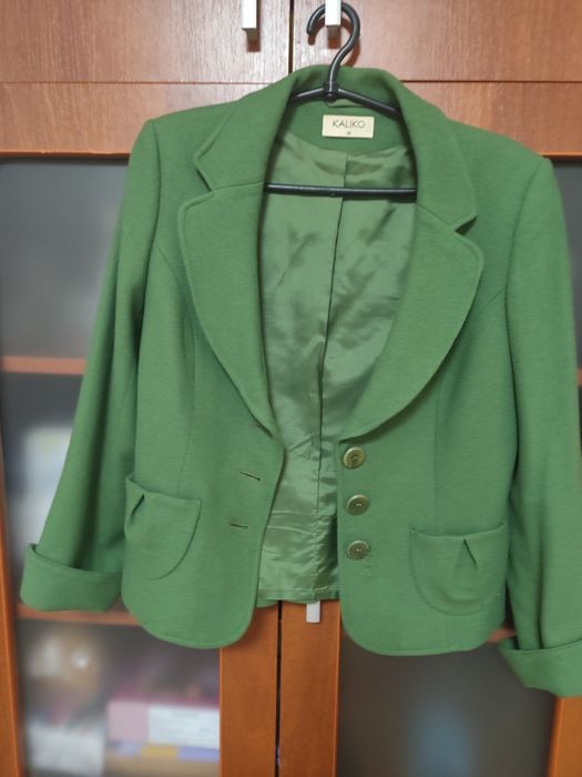 Жіночий елегантний піджак